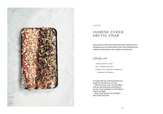 NORDIC.CHRISTMAS - Flowers On A Plate