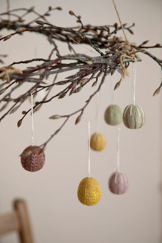 NORDIC.CHRISTMAS - Felt eggs with with embroidered garland ornaments - set of 3