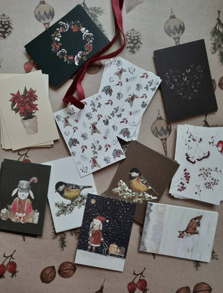 NORDIC.CHRISTMAS - Floral heart on black, small flat card / gift tag