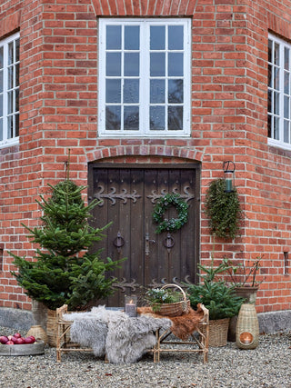 NORDIC.CHRISTMAS - Glitter cedar wreath with cones