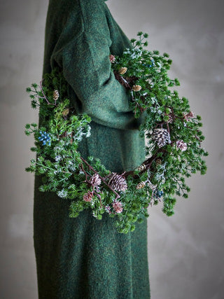 NORDIC.CHRISTMAS - Glitter cedar wreath with cones