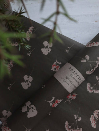 NORDIC.CHRISTMAS - Set of 3 pieces Floral deep green wrapping paper