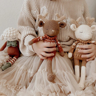 NORDIC.CHRISTMAS - Luka Lamb - cherry red