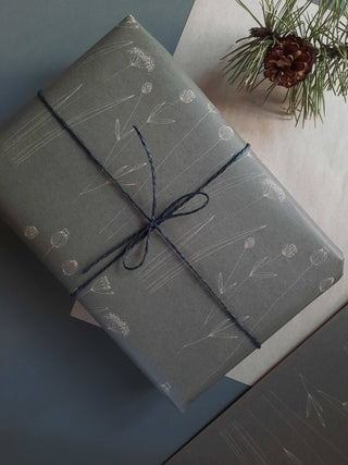 NORDIC.CHRISTMAS - Set Of 3 Pieces Graphical Floral Kraft Wrapping Paper