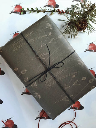 NORDIC.CHRISTMAS - Set Of 3 Pieces Graphical Floral Kraft Wrapping Paper