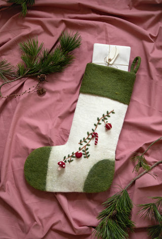 Big felt stocking with garland