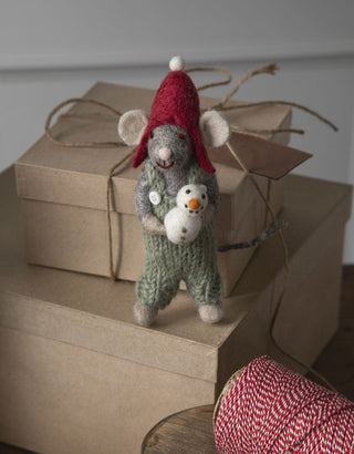 Small grey boy mouse with snowman ornament