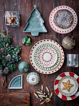 Glitter cedar hanging deco with cones