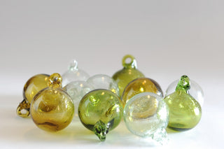 Blown glass bauble ornament