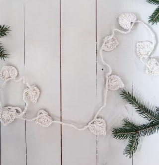Jute Heart Garland - off-white