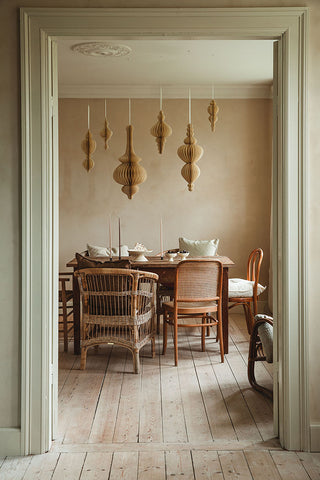 Honeycomb Ornament Flare - H40 cm Shell