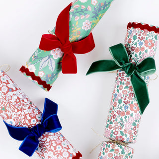 Liberty Velvet Bow No-snap Crackers - Pack of 6