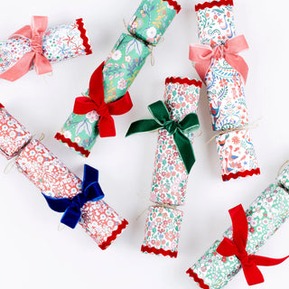 Liberty Velvet Bow No-snap Crackers - Pack of 6