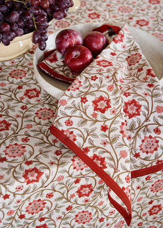 Roja Scarlet Napkins - set of 4