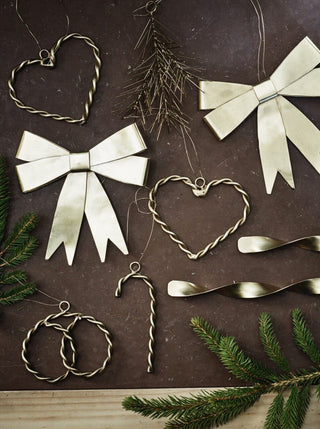 Brass Estelle Pretzel Ornament