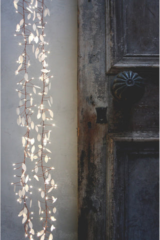 Leaf lighted garland