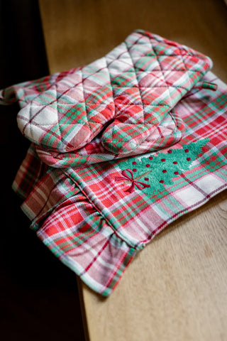 ANGÈLE Red Ovenmitt + Pot Holder