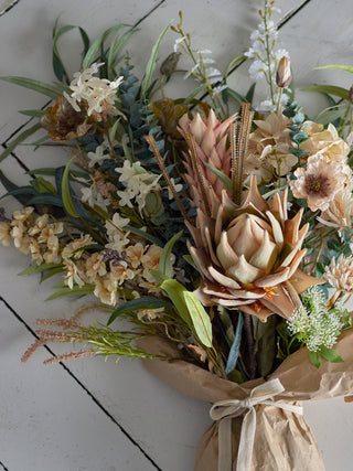 NORDIC.CHRISTMAS - Cream Dahlia