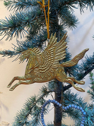 NORDIC.CHRISTMAS - Brass flying horse ornament