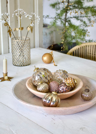 NORDIC.CHRISTMAS - Gold dots glass bauble ornament