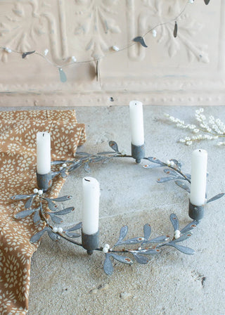 NORDIC.CHRISTMAS - Mistletoe zinc candle holder wreath