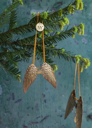 NORDIC.CHRISTMAS - Small brass angel wings ornament