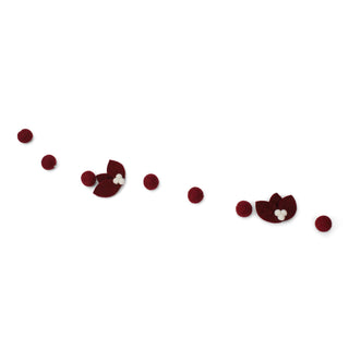 NORDIC.CHRISTMAS - Felt garland with red leaves
