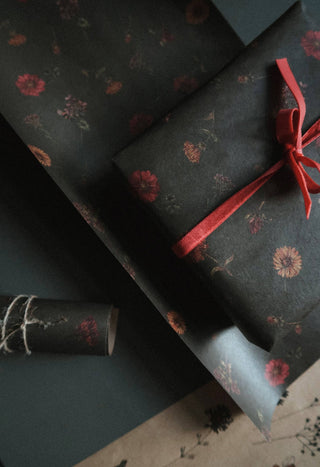 NORDIC.CHRISTMAS - Florals on dark green Kraft Wrapping Paper