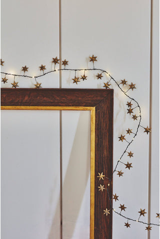 NORDIC.CHRISTMAS - Gold star lighted garland