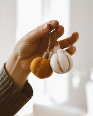 Natural wool pumpkin ornaments