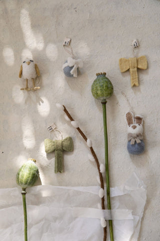 NORDIC.CHRISTMAS - Felt long white willow branch