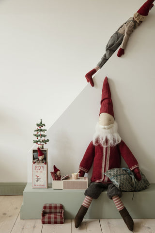 NORDIC.CHRISTMAS - Maileg Pixy Elfie in matchbox