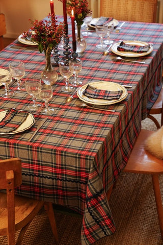 NORDIC.CHRISTMAS - Tablecloth Dundee grey