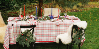 NORDIC.CHRISTMAS - Tablecloth Holly Red