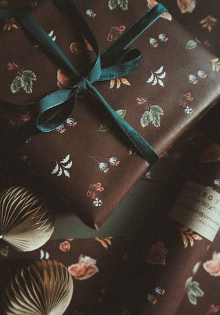 NORDIC.CHRISTMAS - Set Of 3 Pieces Christmas floral&brown on white gift wrapping paper