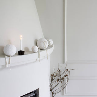 NORDIC.CHRISTMAS - Papier mache bauble, medium white