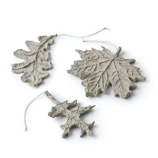 NORDIC.CHRISTMAS - Set of 3 papier mache leaves, grey