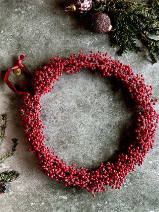 NORDIC.CHRISTMAS - Red wooden berries wreath