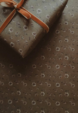 NORDIC.CHRISTMAS - Set Of 3 Pieces Daisies Kraft Wrapping Paper