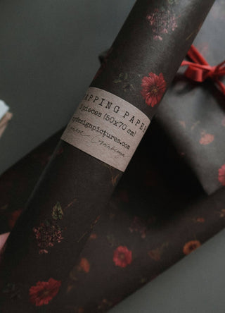 NORDIC.CHRISTMAS - Set Of 3 Pieces Florals on dark green Kraft Wrapping Paper