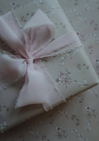 NORDIC.CHRISTMAS - Set of 3 pieces white flowers pastel rose wrapping paper